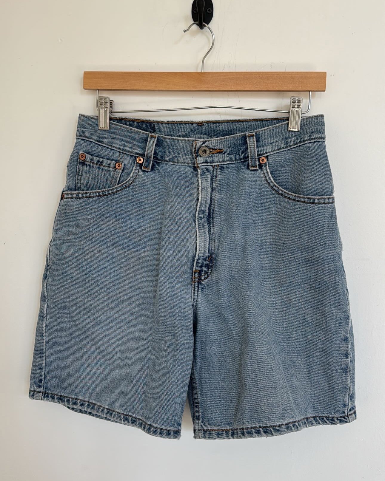 Levi's Shorts (29)