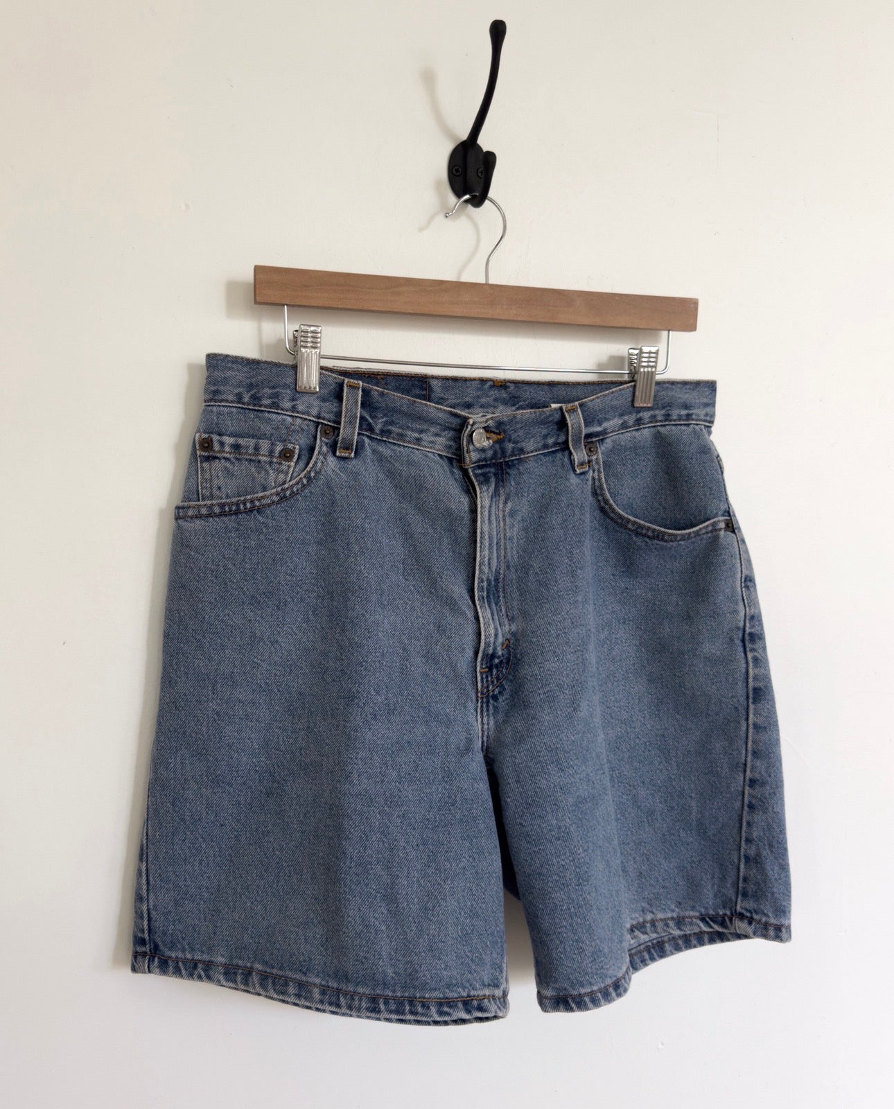 Levi's 550 Relaxed Fit Shorts | 32