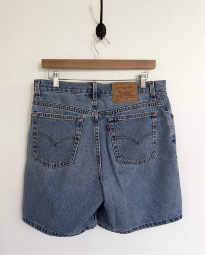 Levi's 550 Relaxed Fit Shorts | 32