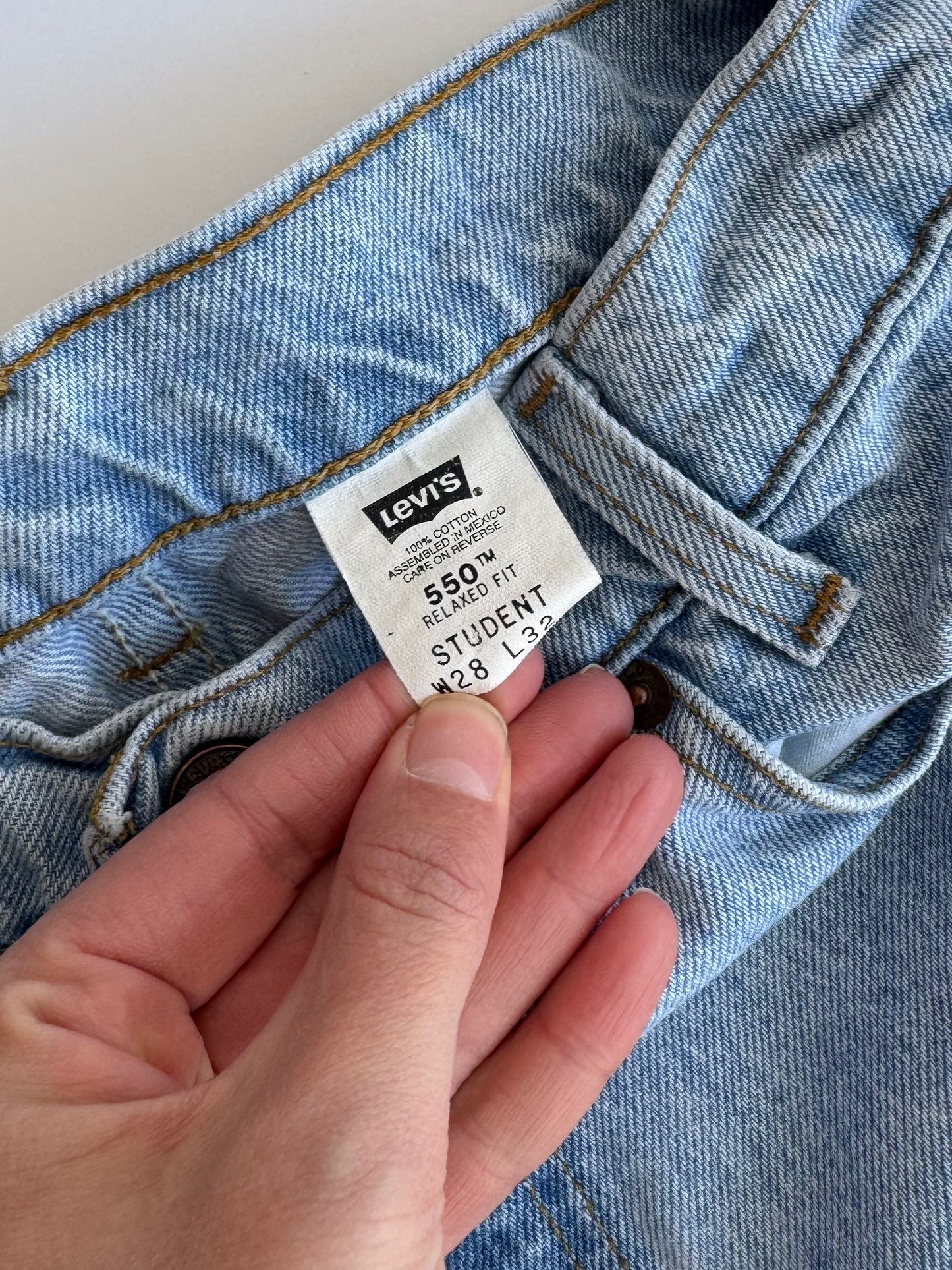 Vintage Levi's 550 26W